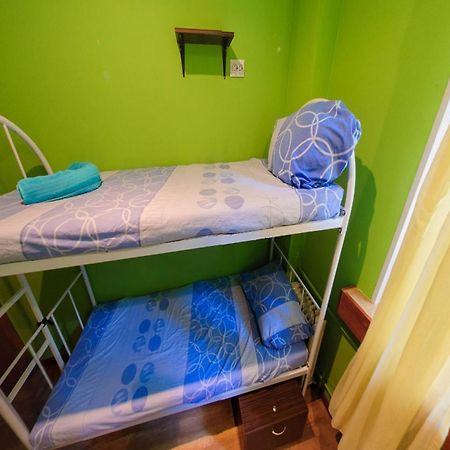 Yourhostel Svyatoshino Kiev Ngoại thất bức ảnh